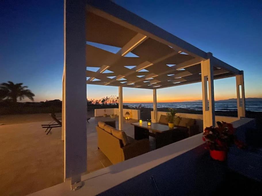 Lambou Beach Sunset Soroni Exterior foto